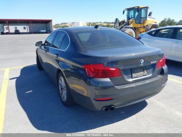 WBA5A5C57GD525869 BMW 528I