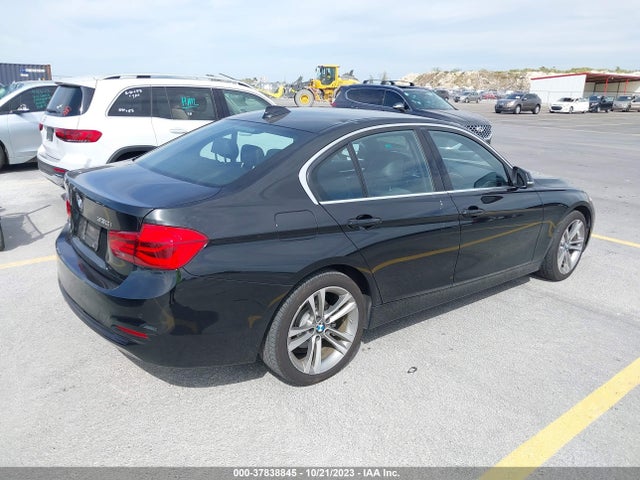 BMW 330i Xdrive 2017 WBA8D9C54HK677715 Image 4