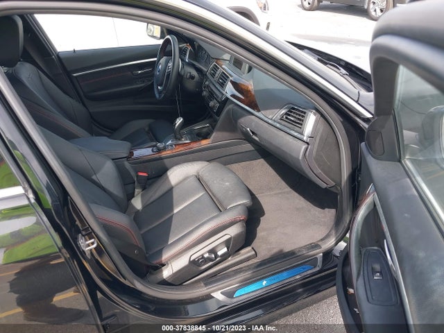 BMW 330i Xdrive 2017 WBA8D9C54HK677715 Image 5