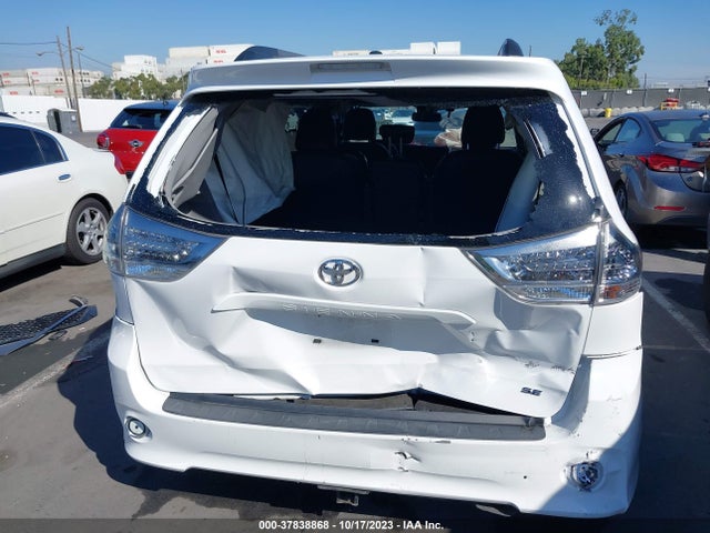 Toyota SIENNA SE 2015 5TDXK3DC9FS660252 Image 6