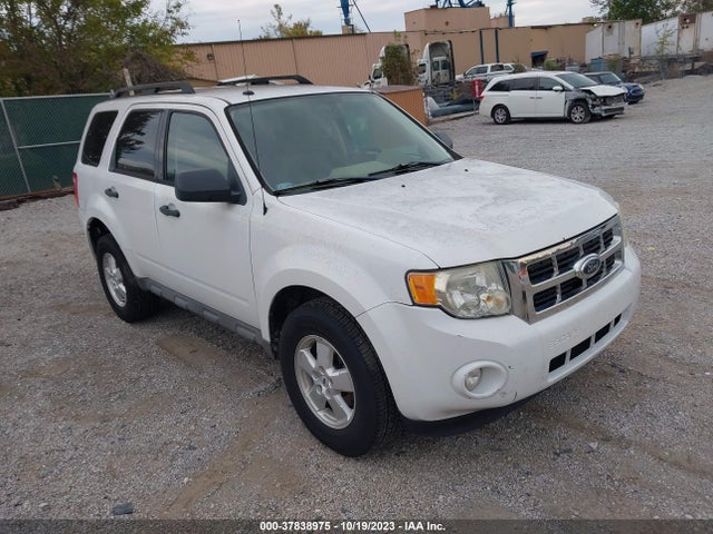 37838975 :رقم المزاد ، 1FMCU93709KB55997 vin ، 2009 Ford Escape Xlt مزاد بيع