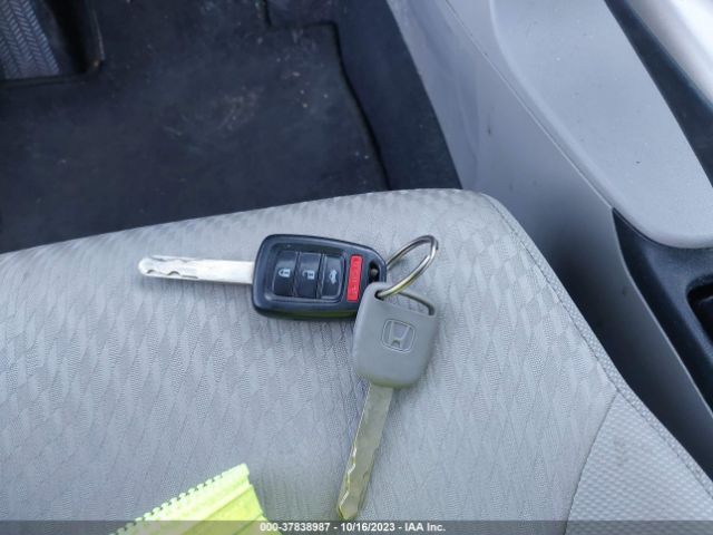 19XFB2F53FE019550 Honda Civic Sedan Lx
