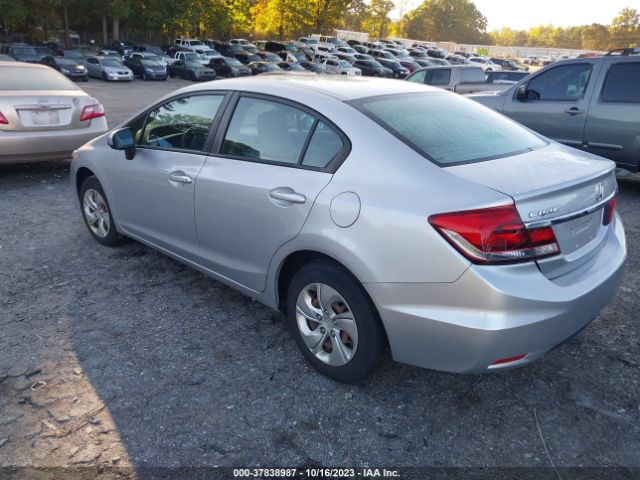 19XFB2F53FE019550 Honda Civic Sedan Lx
