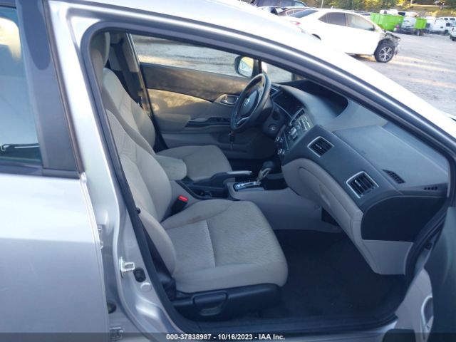 19XFB2F53FE019550 Honda Civic Sedan Lx