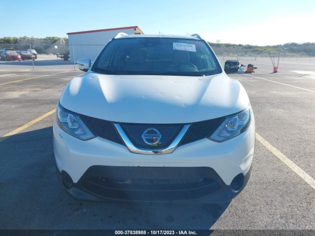 JN1BJ1CPXKW228806 Nissan Rogue Sport Sv