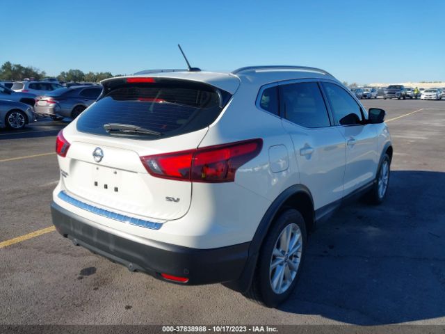 JN1BJ1CPXKW228806 Nissan Rogue Sport Sv
