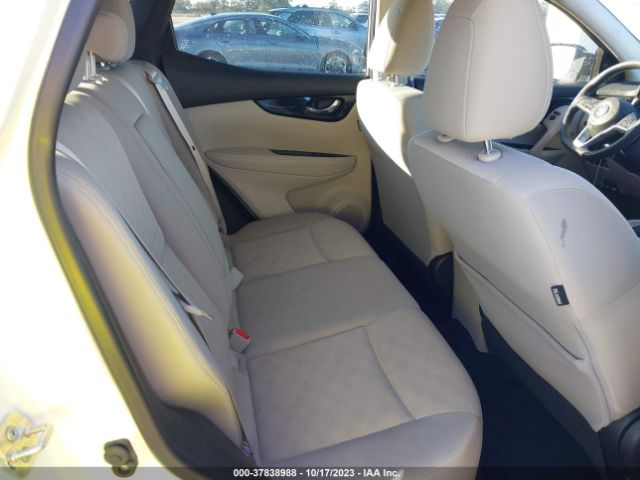 JN1BJ1CPXKW228806 Nissan Rogue Sport Sv