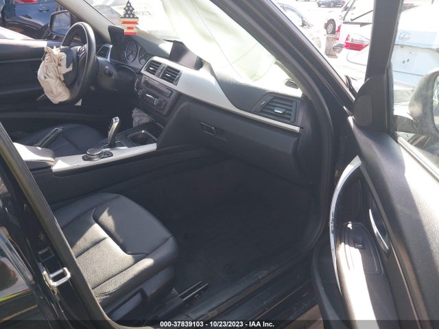 BMW 3 Series 320i 2015 WBA3B1C5XFK139373 Image 5
