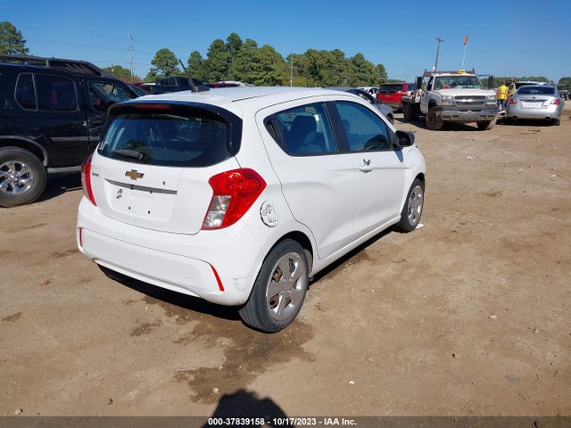 Chevrolet SPARK LS 2019 KL8CA6SA0KC813318 Image 4