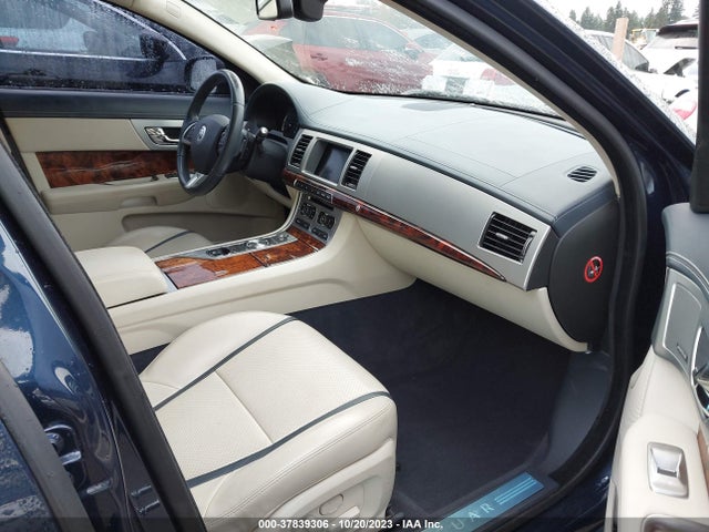 2013 JAGUAR XF SAJWJ0EF2D8S77701 Photo 4