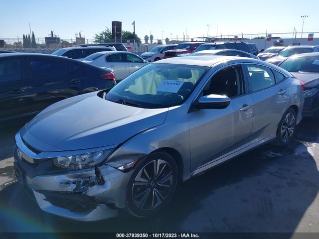 Honda Civic Ex-t 2018 JHMFC1F30JX017557 Image 2