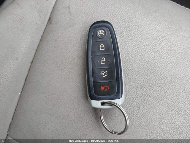 Ford Escape Titanium 2016 1FMCU9JX7GUB32379 Image 11