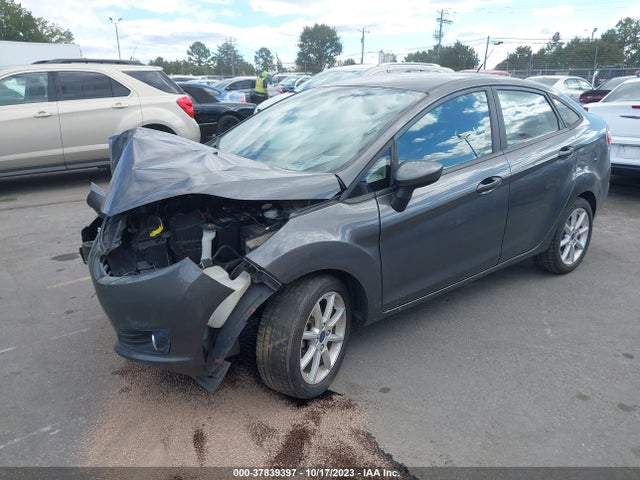 Ford FIESTA SE 2019 3FADP4BJ9KM106799 Image 2