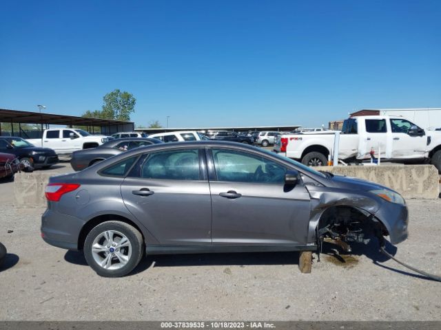 1FADP3F24EL324359 Ford FOCUS SE