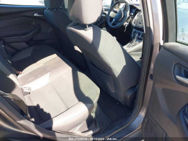 1FADP3F24EL324359 Ford FOCUS SE