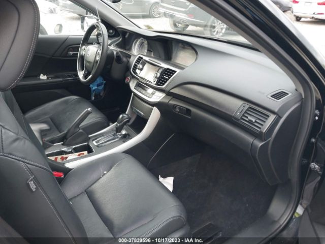 1HGCR2F89FA031327 Honda Accord Sedan Ex-l