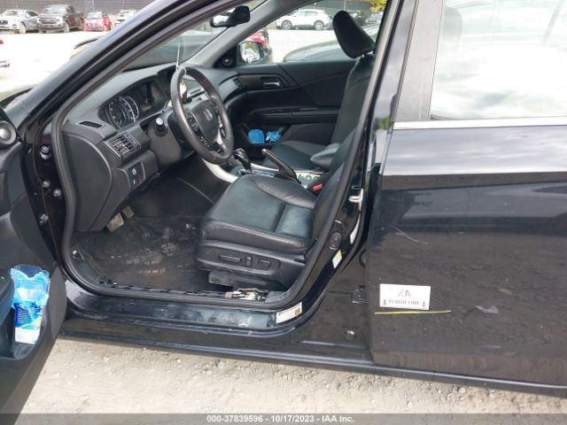 1HGCR2F89FA031327 Honda Accord Sedan Ex-l