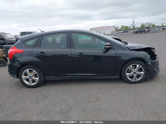 2014 FORD FOCUS SE VIN: 1FADP3K22EL189386