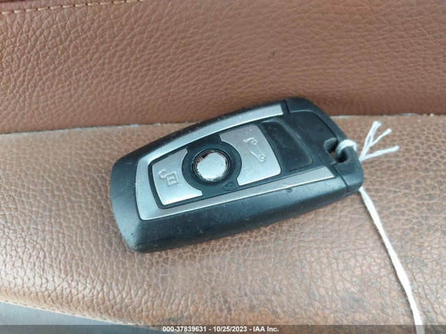 BMW 328i Xdrive 2015 WBA3G7C52FK296562 Image 11