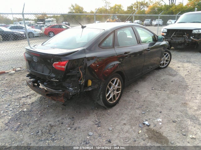 2015 FORD FOCUS SE VIN: 1FADP3F29FL217597