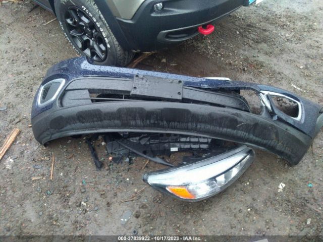 5XYPGDA55HG311392 KIA Sorento Lx V6