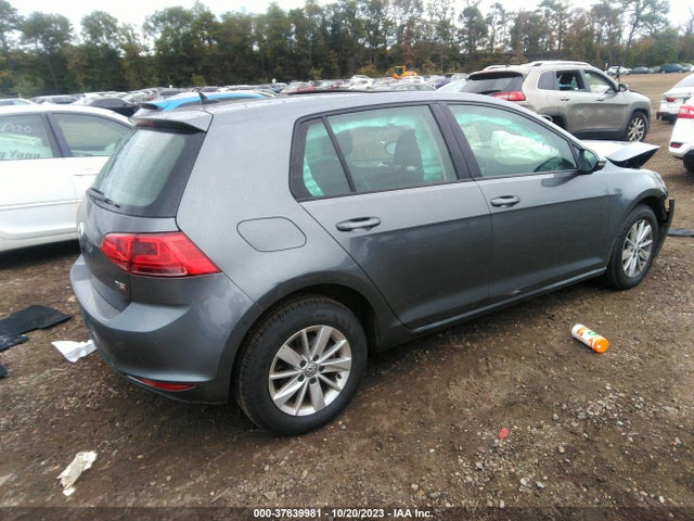 3VW217AU5FM011885 Volkswagen Golf Tsi S 4-door