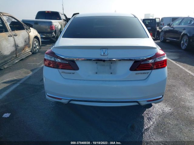 1HGCR2F5XGA196911 Honda Accord Sedan Sport