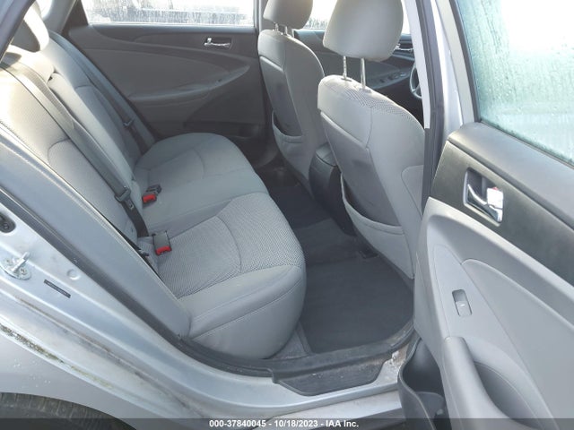2013 HYUNDAI SONATA GLS PZEV VIN: 5NPEB4AC2DH569957
