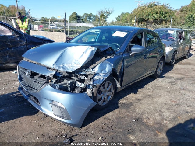 Mazda Mazda3 I Sport 2016 JM1BM1J78G1306754 Image 2