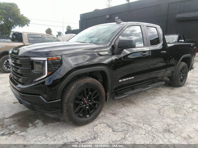 GMC Sierra 1500 Pro 2023 1GTRUAED3PZ195806 Image 2
