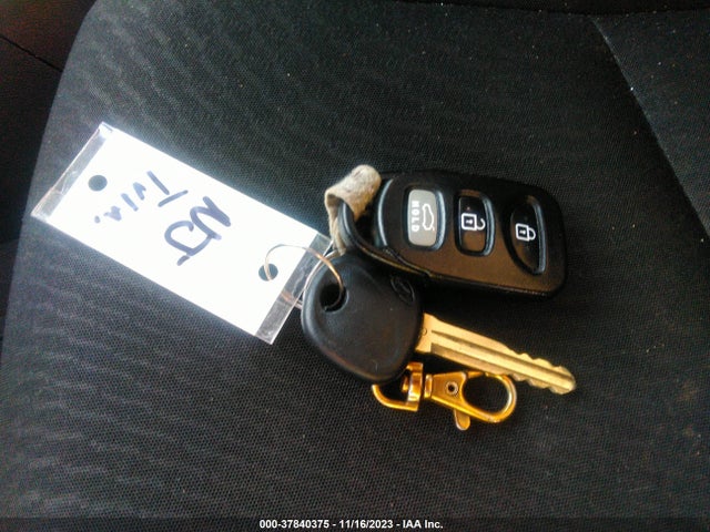 2015 HYUNDAI ELANTRA SE VIN: 5NPDH4AE2FH587454