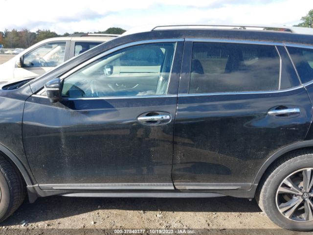 5N1AT2MV0HC772100 Nissan Rogue Sl