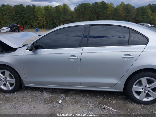 2013 VOLKSWAGEN JETTA 2.0L TDI VIN: 3VWLL7AJ1DM413842