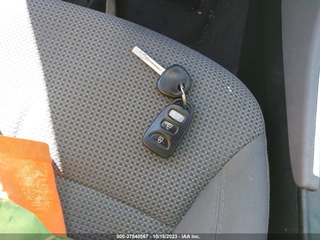 2014 HYUNDAI SONATA GLS VIN: 5NPEB4AC4EH809110