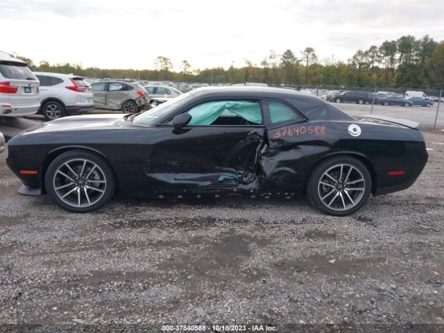 2C3CDZJG1PH574165 Dodge Challenger Gt