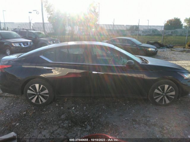 1N4BL4DV2MN409144 Nissan Altima 2.5 Sv