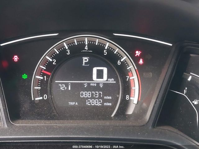 19XFC2F52JE041576 Honda Civic Sedan Lx
