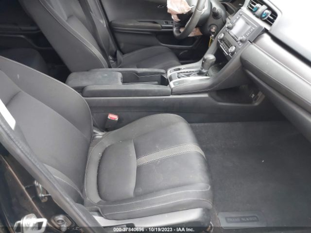 19XFC2F52JE041576 Honda Civic Sedan Lx