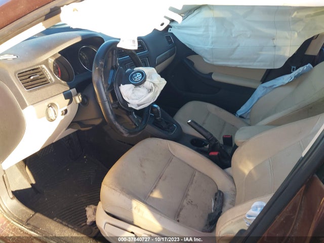 3VWDB7AJ0HM239968 Volkswagen Jetta 1.4t Se