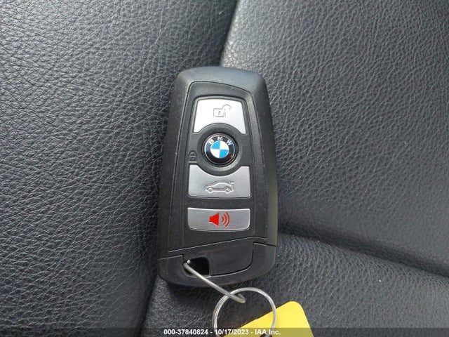 BMW 320i Xdrive 2017 WBA8A3C53HK691160 Image 11