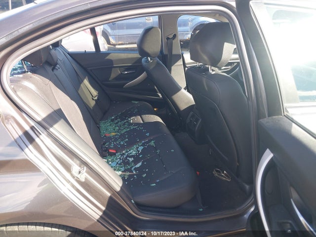 BMW 320i Xdrive 2017 WBA8A3C53HK691160 Image 8