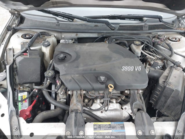 2010 CHEVROLET IMPALA LTZ VIN: 2G1WC5EM8A1239935