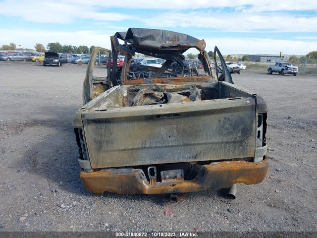 1C6RR7HT1FS782432 RAM 1500 Sport