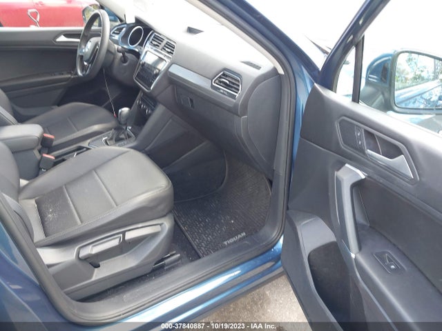 3VV3B7AX0LM115762 Volkswagen Tiguan Se/sel/se R-line Black
