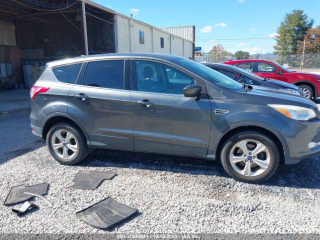 1FMCU0GX2FUA93458 Ford ESCAPE SE
