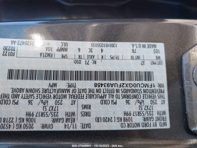 1FMCU0GX2FUA93458 Ford ESCAPE SE