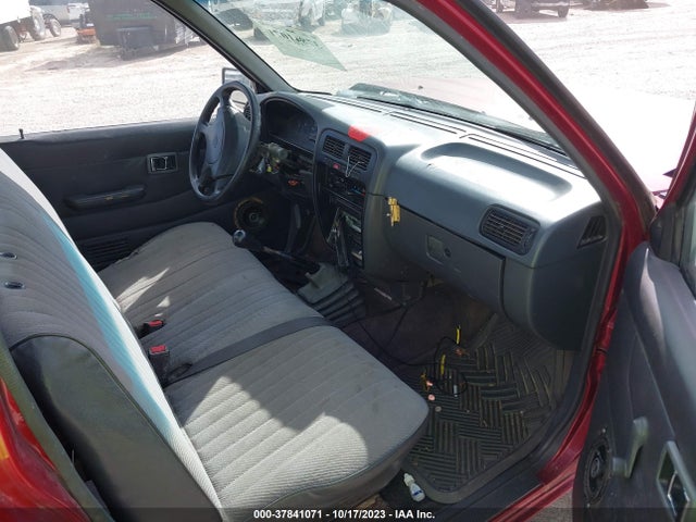 1995 NISSAN TRUCK E/XE VIN: 1N6SD11S5SC351469