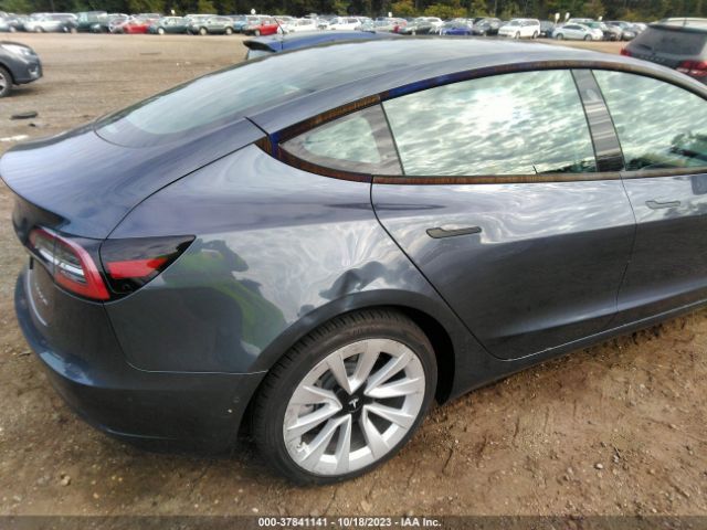 5YJ3E1EB9NF290536 Tesla Model 3 Long Range