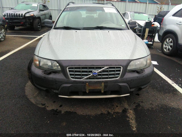 2004 VOLVO V70 XC70 VIN: YV1SZ59H241165840