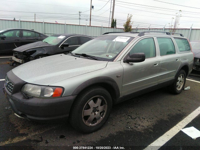 2004 VOLVO V70 XC70 VIN: YV1SZ59H241165840